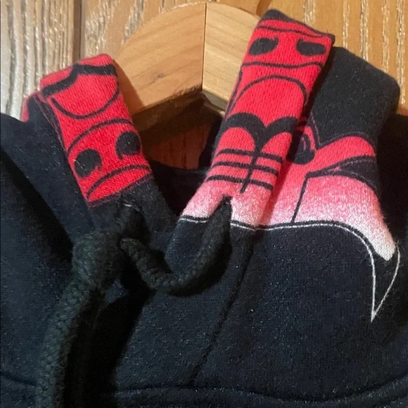 Hollister Black Hoodie with Red NBA Team Logo - oversized fit - Picture 4 of 7